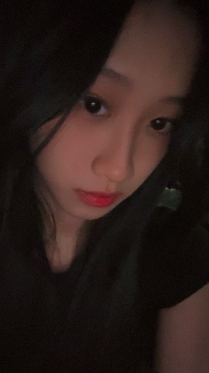Rilly_JKT48's tweet photo. BEBEEEE………. Maaaf yaaa #fRillday nyaa malem😭😭🙏🏻🙏🏻 lop yuu💕🩷💓 https://t.co/UatEEQZFDe