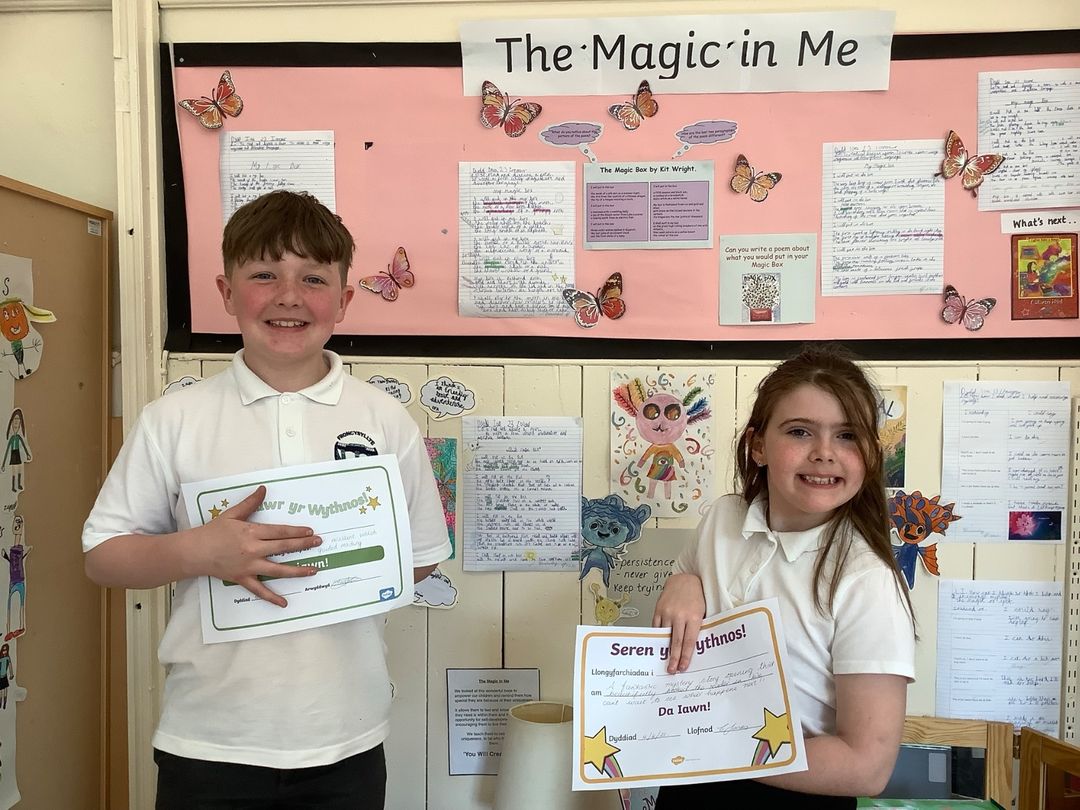 Our Seren and Siaradwr this week!