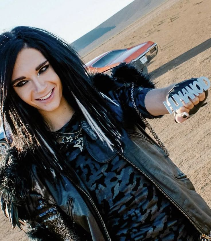 best of bill kaulitz tweet media