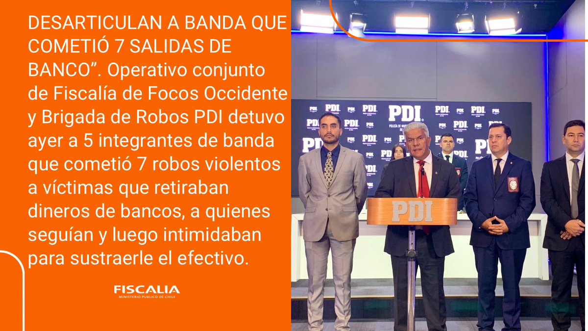 🔴Fiscal Regional ⁦<a href="/Fisc_Occidente/">Fiscalía Metropolitana Occidente</a>⁩ Marcos Pastén,Fiscal Jefe Focos Occidente Leonardo Tapia,Jefe Robos y Focos Criminales ⁦<a href="/PDI_CHILE/">PDI Chile</a>⁩ Marcos Ramírez y Seremi Seguridad RM ⁦<a href="/JaimeFuentesPu/">Jaime Fuentes Purran</a>⁩ dan cuenta de operativo que desbarató banda dedicada a salidas de banco