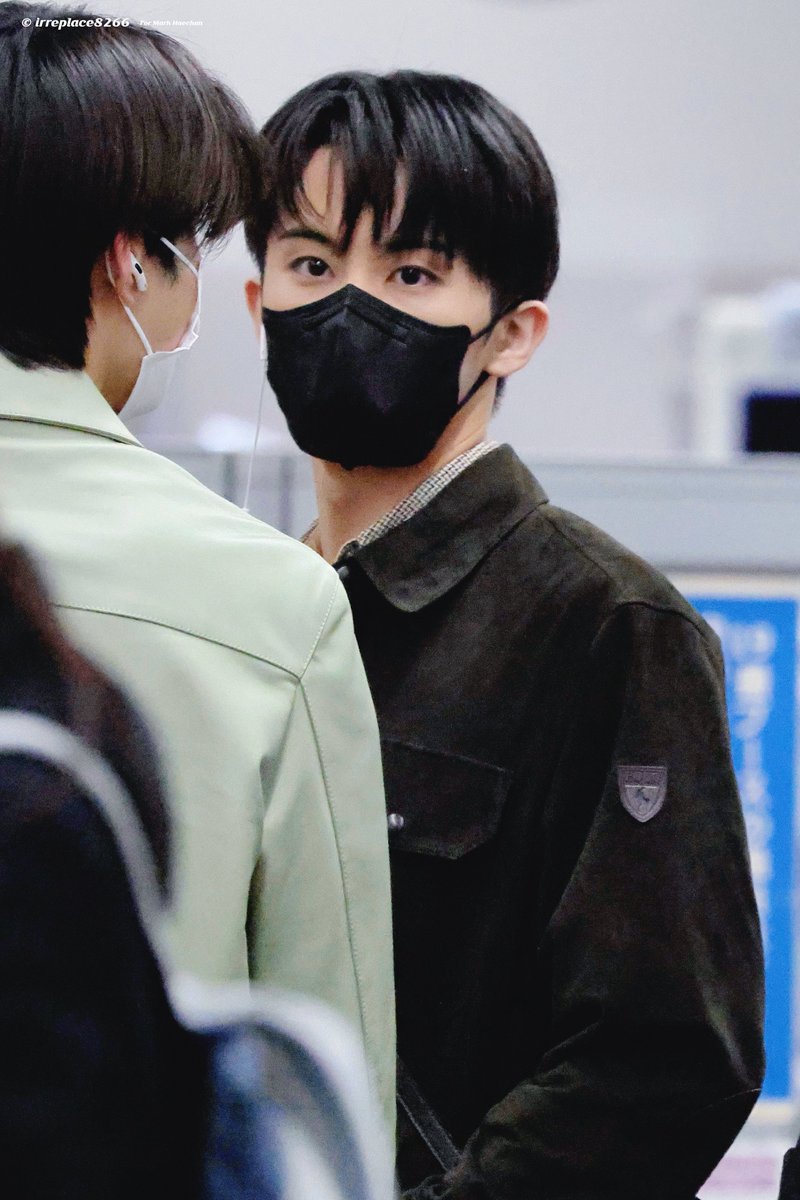 20250404

#마크 #MARK #マーク
#NCT127