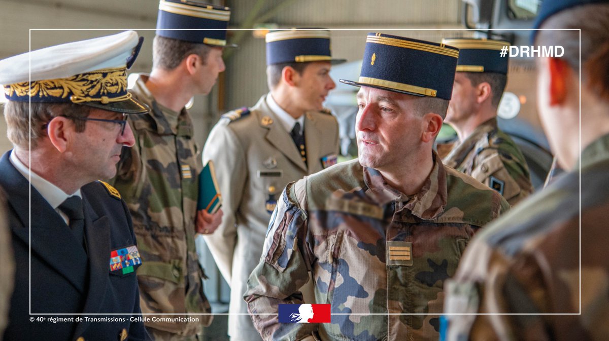 ThibautVanssay's tweet image. #Honneur 
🌟 J&apos;ai eu l&apos;honneur d&apos;être acceuilli par les #militaires d&apos;active et de réserve @40eRtde Transmission de Thionville, une des unités de la brigade d&apos;appui #numérique et #cyber de l&apos;@armeedeterre.