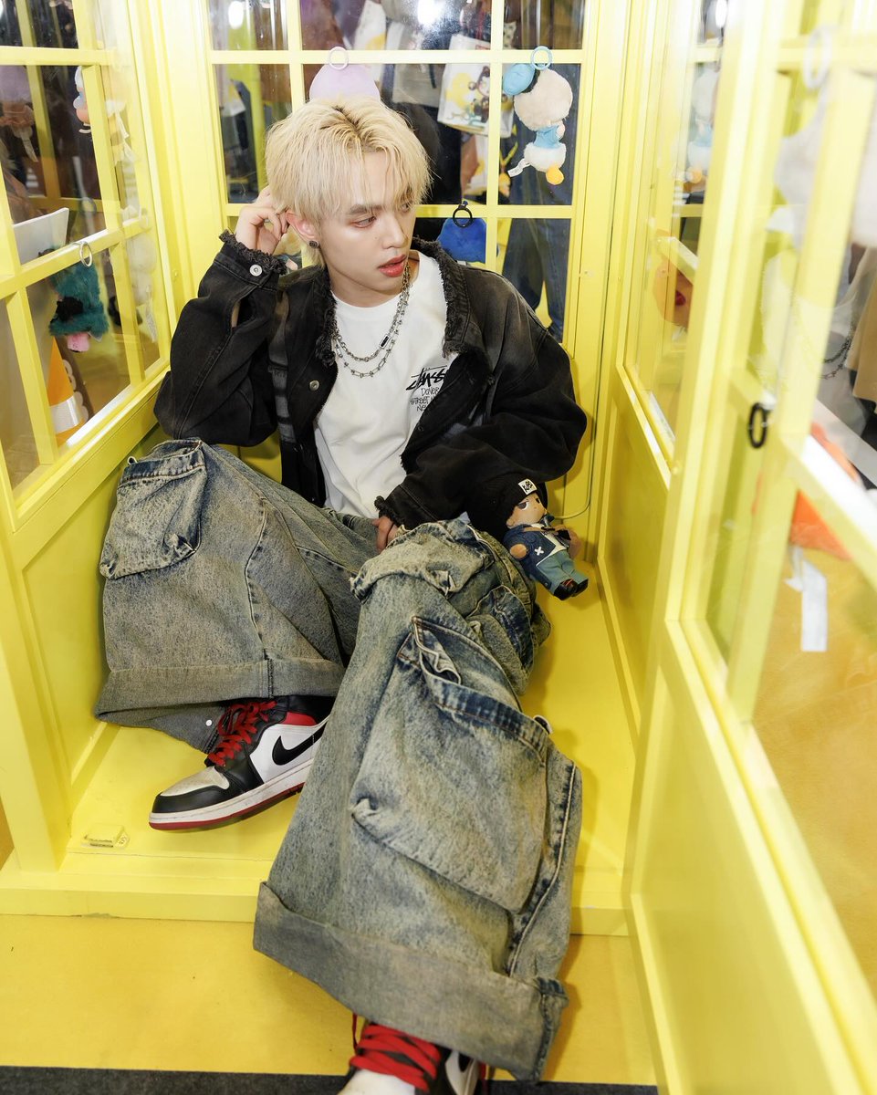 soundnation24's tweet image. #JamesNa IG post 
20250404
Very handsome, real fan of the brands, greatest as a guest 🤩
#POPMARTxHOWLS
#POPMARTTH #POPMARTTHAILAND
#HELLOCENTRALWESTGATE
#POPMARTCENTRALWESTGATE