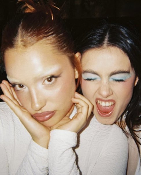 por favor esto es un no parar de sentir