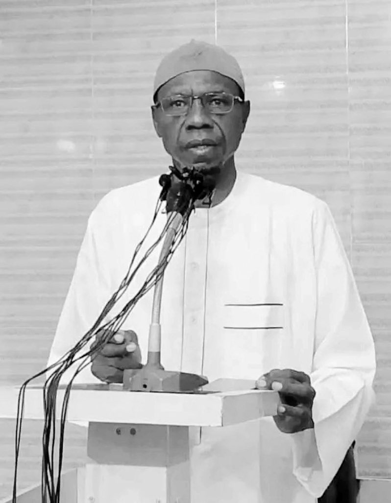 bukolasaraki's tweet photo. Inna Lillahi wa Inna Ilaihi Raji’un.

I extend my deepest condolences to the family, students, and the entire Muslim Ummah on the passing of Sheikh Abdul’aziz Dutsen Tanshi. His final public appearance on Sallah day was a powerful reminder of his enduring commitment to serving the Ummah, even in the face of adversity.

May Almighty Allah (SWT) grant Sheikh Abdul’aziz Dutsen Tanshi a place in Aljannah Firdaus and grant strength to his family and the Ummah during this difficult time. Ameen.