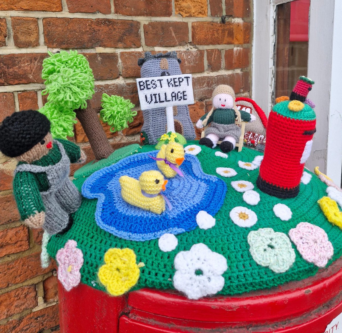 The Parish Council is pleased to announce that they are entering into the Best Kept Village Competition. For information about the criteria and how to get involved please see chalfontstgiles-pc.gov.uk/2025/04/best-k…