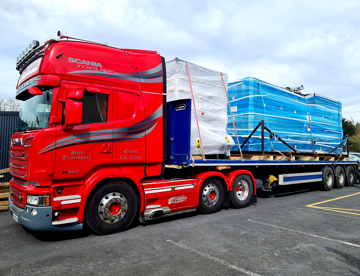 DesignProLtd's tweet image. PROJECT MILESTONE
This week, our latest automation solution shipped!
The machine features 3 specialised modules working together to assemble, test & inspect, and package medical device products with exceptional precision.
#MedTech #Automation #Manufacturing #ProjectMilestone