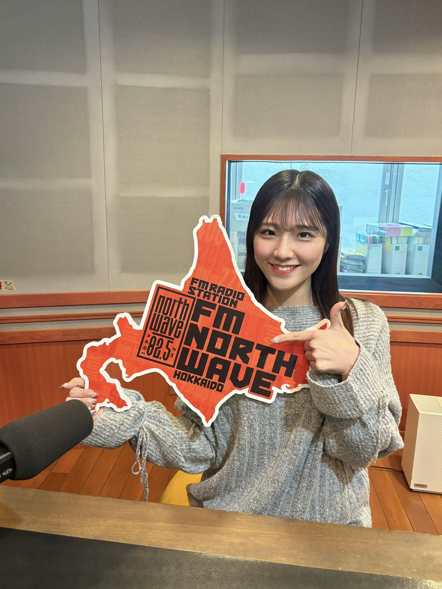 元人気ファイターズガールが大学卒業を報告 袴姿＆学位記の写真