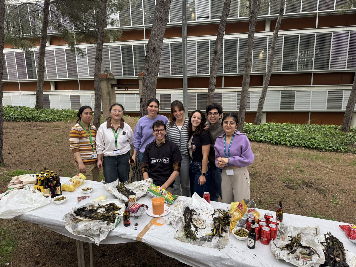 Echavarren Lab (@echavarren_lab) on Twitter photo Today, during our traditional Calçotada at @ICIQChem, we said goodbye to our brilliant postdoc <a href="/NicolasFincias/">Nicolás Fincias Aguilera</a>. It’s been a pleasure sharing this time with you at <a href="/Echavarren_Lab/">Echavarren Lab</a>. 📸
Wishing you all the very best in your next chapter! #Tarragona #Chemistry #Research 🧪🥼🧐 Today, during our traditional Calçotada at @ICIQChem, we said goodbye to our brilliant postdoc <a href="/NicolasFincias/">Nicolás Fincias Aguilera</a>. It’s been a pleasure sharing this time with you at <a href="/Echavarren_Lab/">Echavarren Lab</a>. 📸
Wishing you all the very best in your next chapter! #Tarragona #Chemistry #Research 🧪🥼🧐