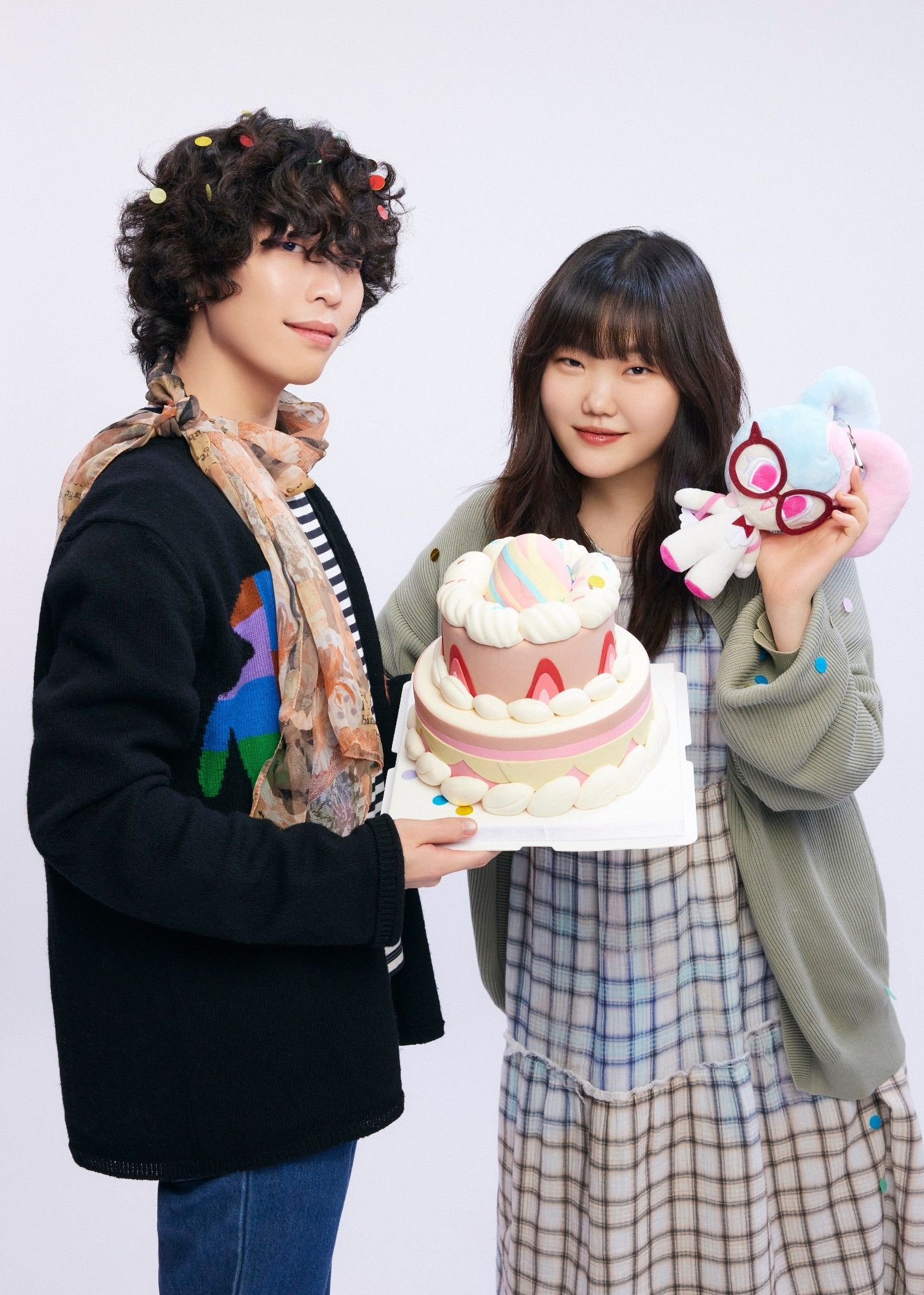 GnsWAz6aYAAbpyh?format=jpg&name=4096x4096