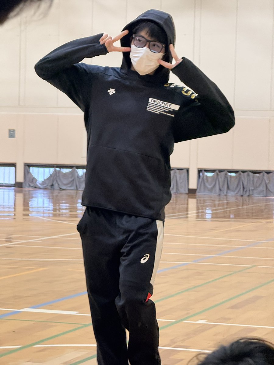 京都工繊大学男子バレーボール部です⭐️ 選手、マネージャー共に大