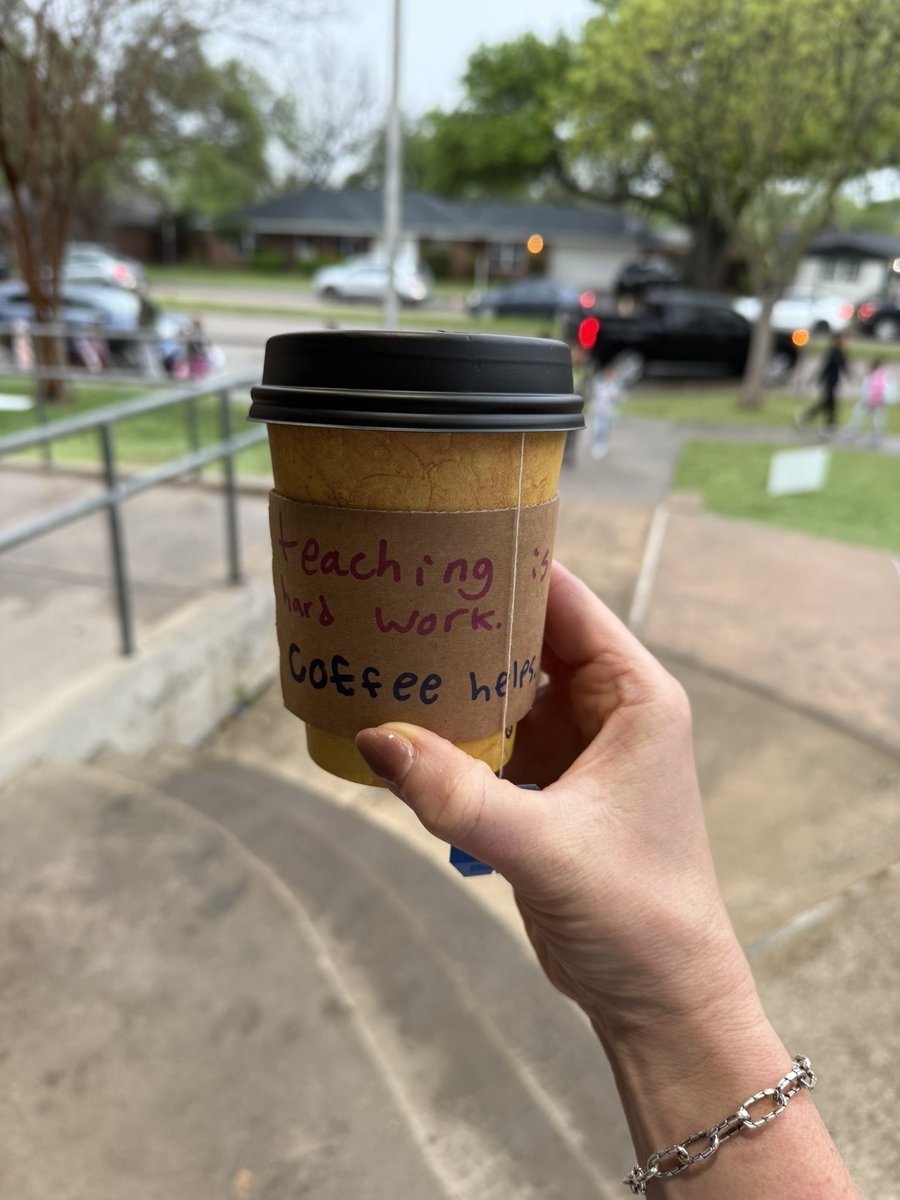 Morning duty + peppermint tea = perfection. Huge thanks to our Brew-tiful Minds crew for the pick-me-up and for always showing that #UnreasonableHospitality lives here. Fueled by tea and a #CultureofExcellence <a href="/MSTMAGNET/">MST Magnet School</a>!