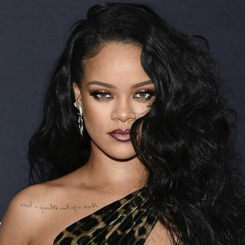 Taylor Swift and Rihanna are the only female musicians on FORBES “World’s Billionaires List” 2025.

Taylor Swift (1.6B)
Rihanna (1.4B)