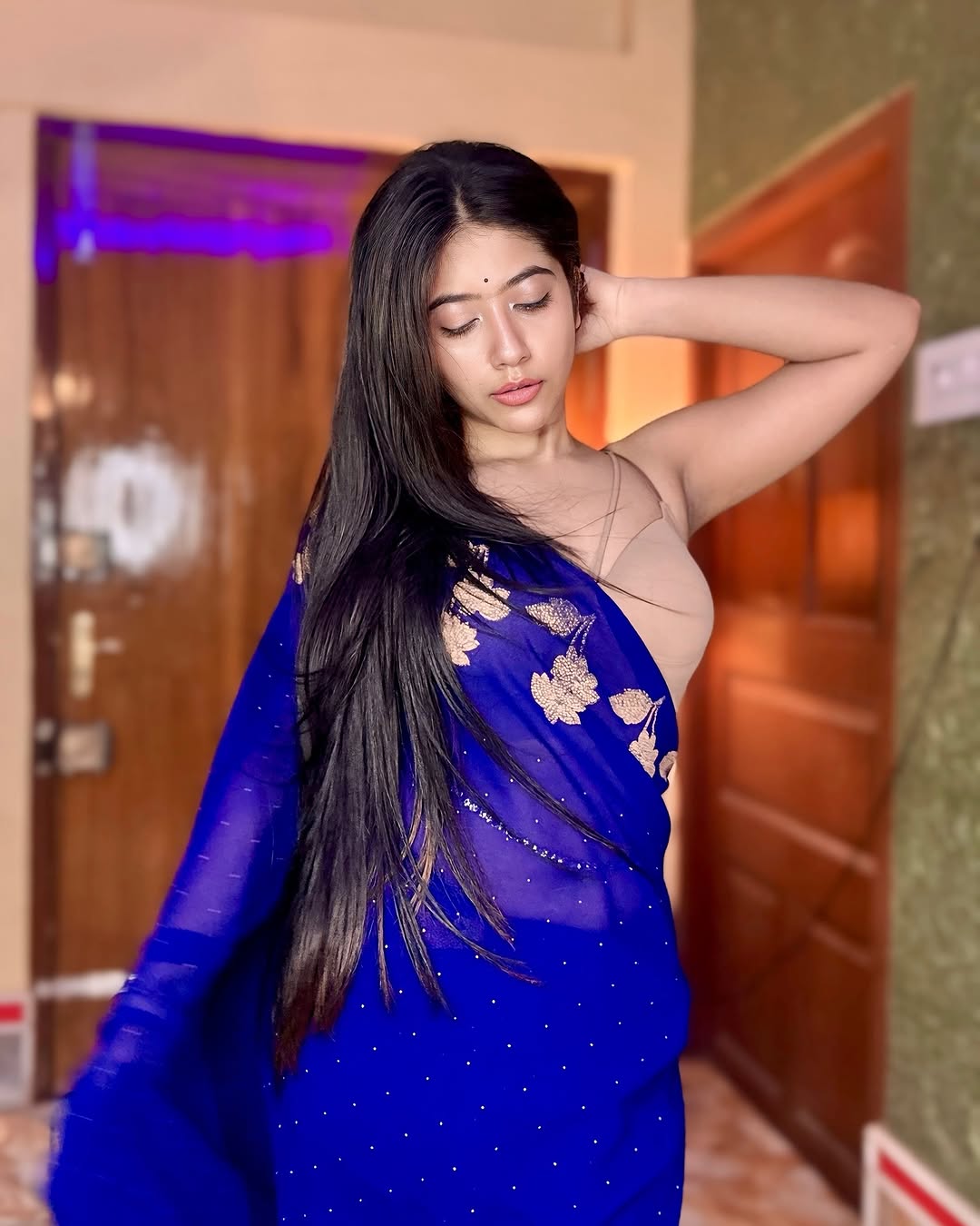 GnsYlW_W0AAMvO7?format=jpg&name=large