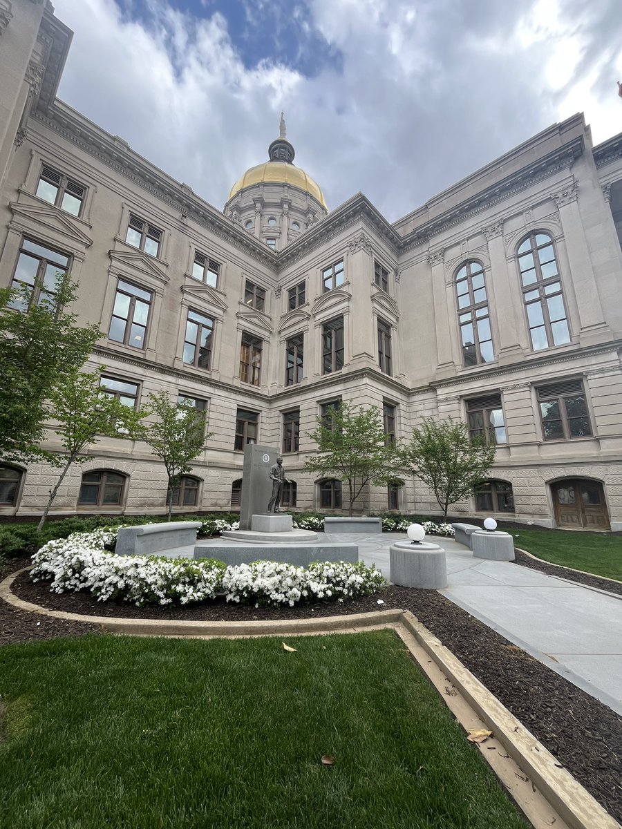 Sine Die! Legislative Day 40 has begun; when will it end? Past midnight?