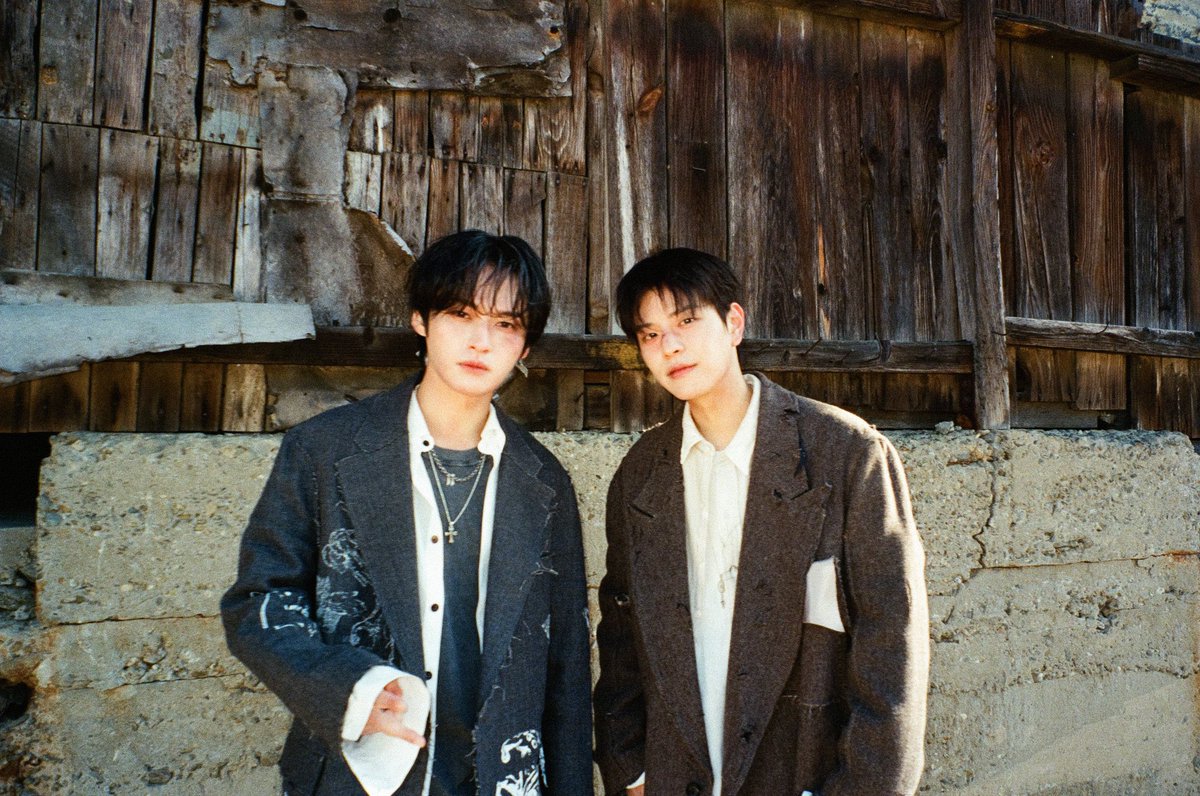 Might stucked at Mixtape: dominATE, caught in the rhythm, locked into. Our “CINEMA” brings the pretty energy amidst it all, weaving through the intensity with a softness that cuts through the quite noises.