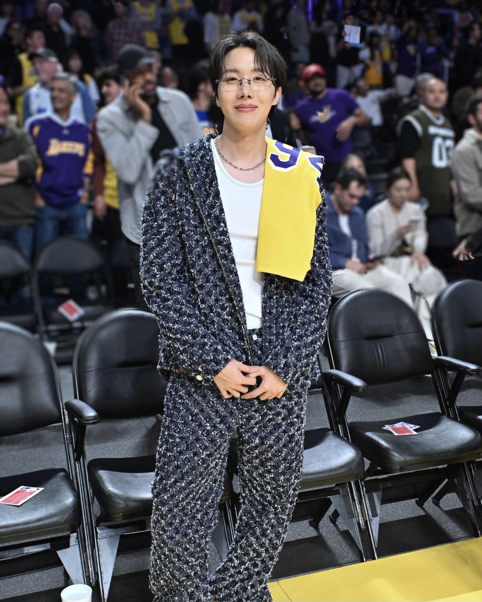 Sports moments. Attend a basketball game in Los Angeles with j-hope in custom Louis Vuitton by Pharrell Williams.