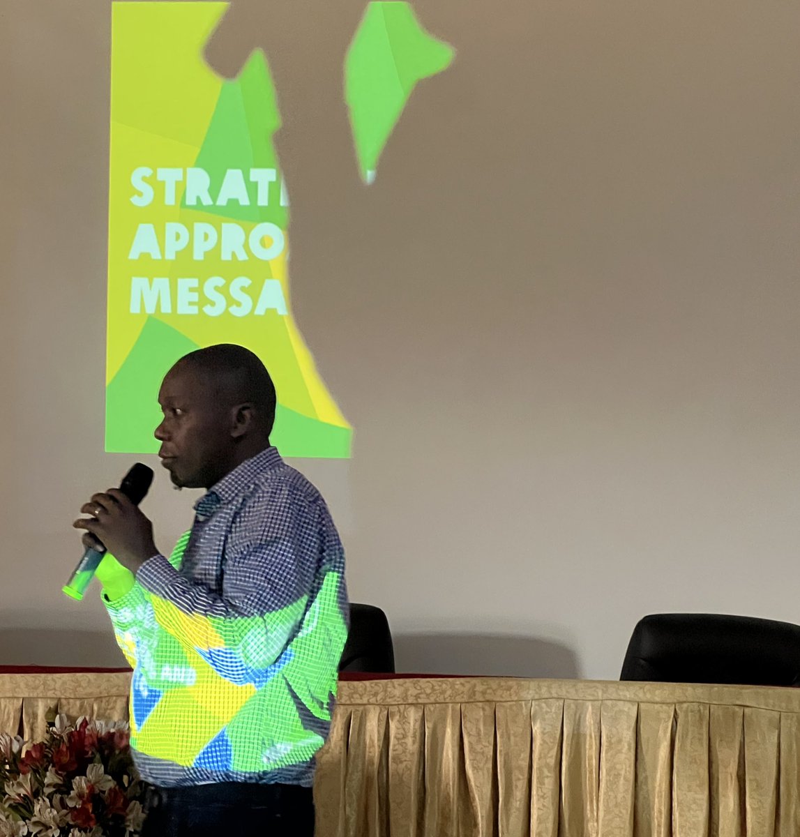 ARN_africa's tweet image. At the closing of the symposium organized by ARN in collaboration with @ReDSS_HoA & @Oxfam, we had the honor of hosting the representative of the Burundian government. Let’s shine a light on the coordination of organizations led by refugees in Africa! #Partnership4Charge