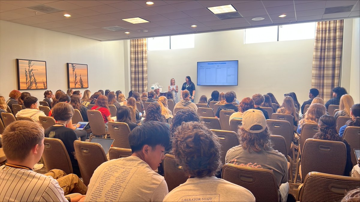 Wrapped up our presentation on Capturing and Covering Sports Photography in a Yearbook at #FSPA2025! 🎤 We shared essential skills for photographing live sports action and ensuring every moment is captured perfectly. 📸 Thanks to everyone who joined us! #StudentJournalism