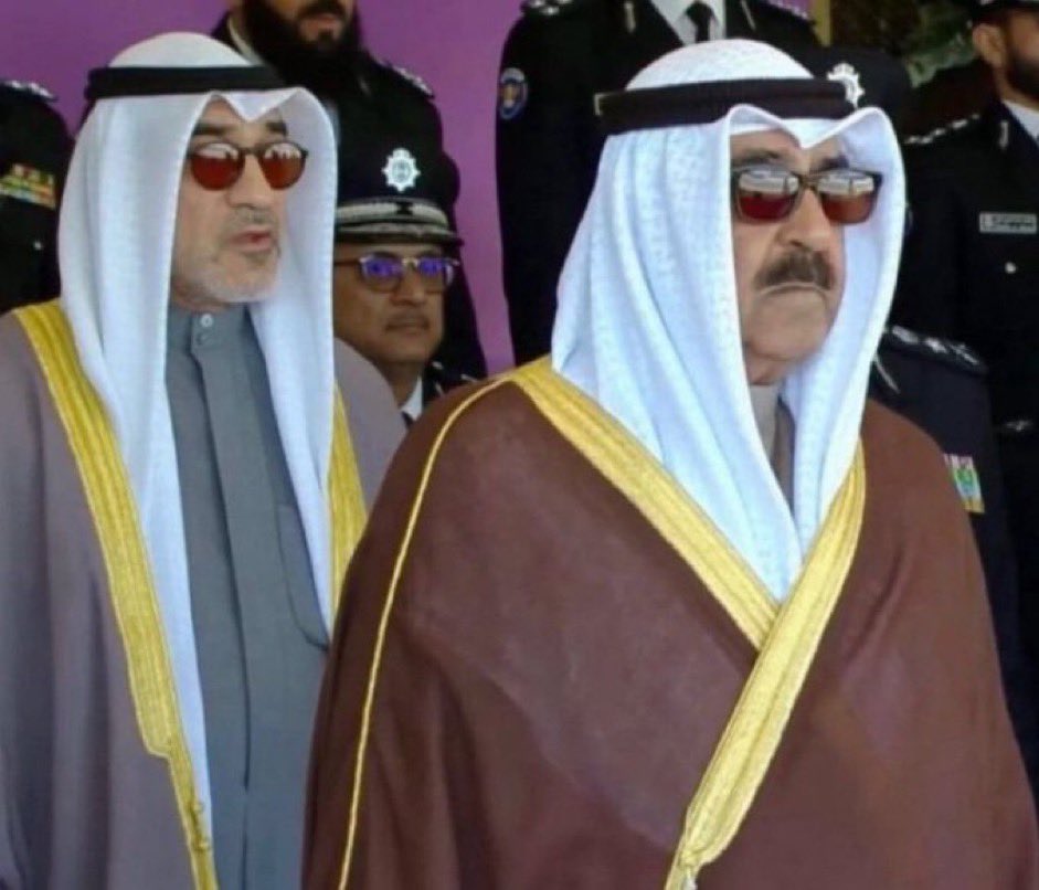 بالعزم ستعود #الكويت للكويتيين 
رغم أنف #المزورين .. مسألة وقت وتعود 
الكويت ورقة بيضاء كما يريدها القائد 
الوالد #مشعل_الأحمد_الجابر_الصباح 
حفظه الله ورعاه 

#مشعل_الأحمد_الجابر_الصباح 
#فهد_اليوسف_الصباح