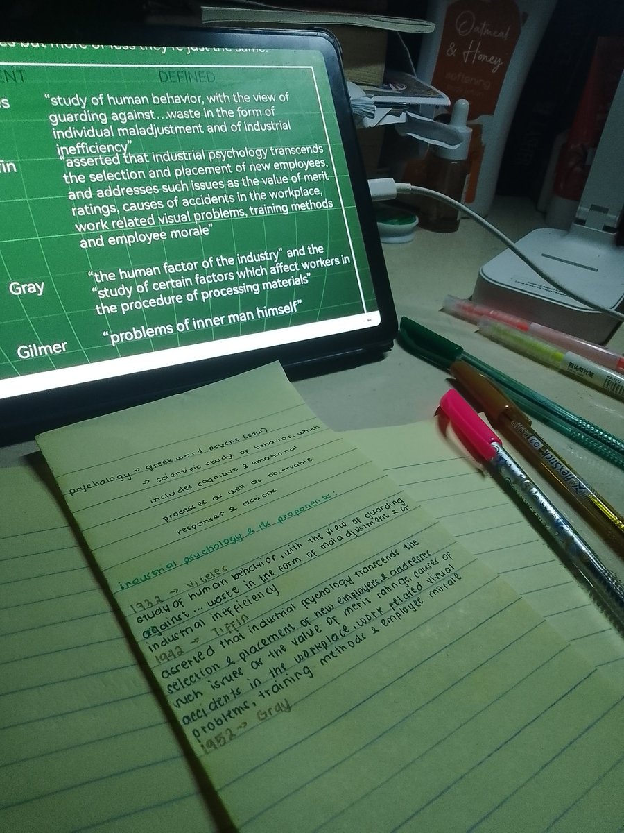 a_by7o's tweet image. the amount of pressure and frustration i feel rn... 

my sched&apos;s packed, i have to study for my quizzes, ubos ang budget for coffee, and i am VERY exhausted 😮‍💨

#studytwt
#studyph