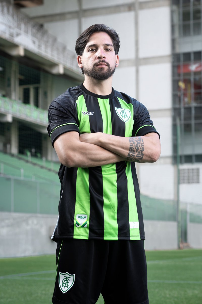AmericaFC1912's tweet photo. Verde e preto na pele e no sangue. A nova camisa já faz parte do jogo! 🐰💚

Mostre seu amor pelo Coelhão e compre agora em https://t.co/w2cNLZGfRv ou na loja oficial.

#PraCimaDelesCoelho #QuemTemRaizTemHistória #VoltSport https://t.co/Rw0E7wH4ek