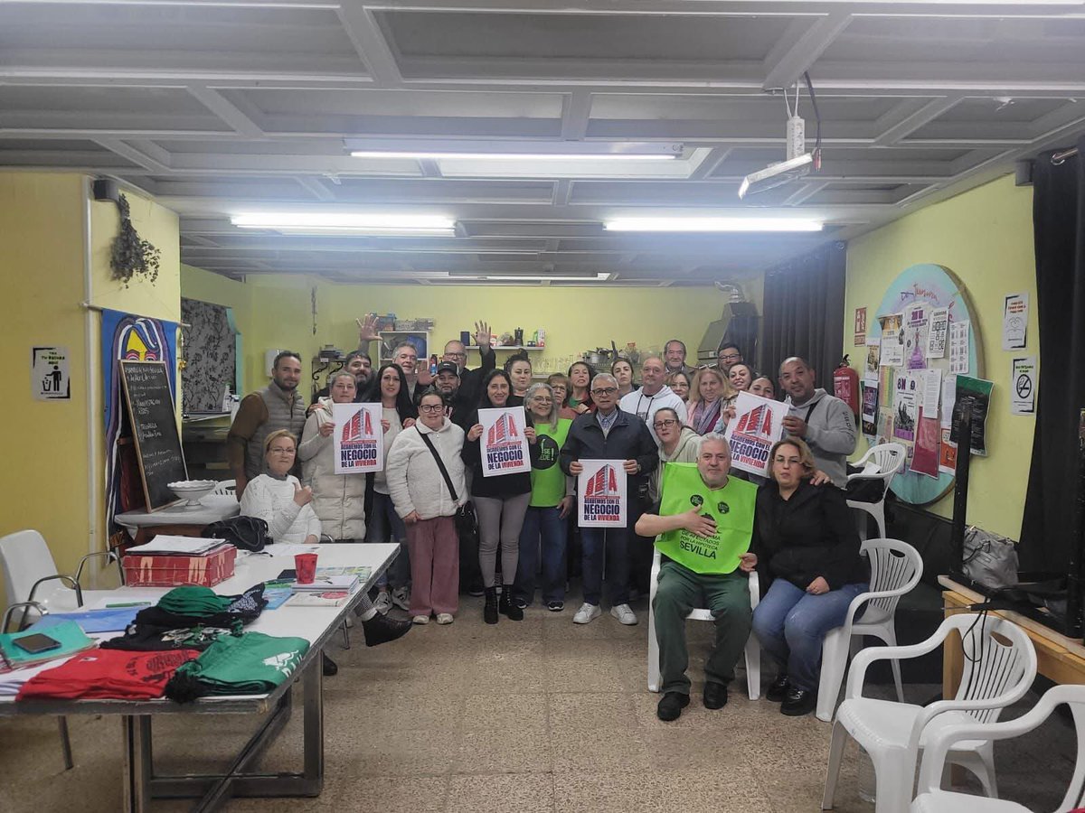 ¡¡CONSEGUIMOS SEGUNDA REESTRUCTURACIÓN!!
Nuestra compha Rosa consigue que <a href="/caixabank/">CaixaBank</a> le conceda una segunda REESTRUCTURACIÓN acogida al Código de buenas prácticas. 
¡¡ENHORABUENA ROSA!!
<a href="/LA_PAH/">Plataforma de Afectadas por la Hipoteca</a> 
#LogrosPAH   
#LogrosPahSevilla