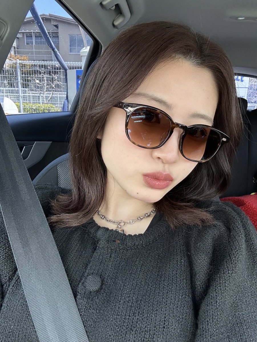 mi72810127's tweet photo. 2連休いただいて、静岡へ🚗

ずっと露天風呂付きの宿に泊まりたくて、
念願の…でした♨️✨

帰りに名古屋港水族館に寄って、だいすきな
シャチをみてきました🤍🖤

お供は、イヌイカラーのメガネ👓🤎
(フレームは安定のJD ~^_−☆) https://t.co/MKo77QUkQf