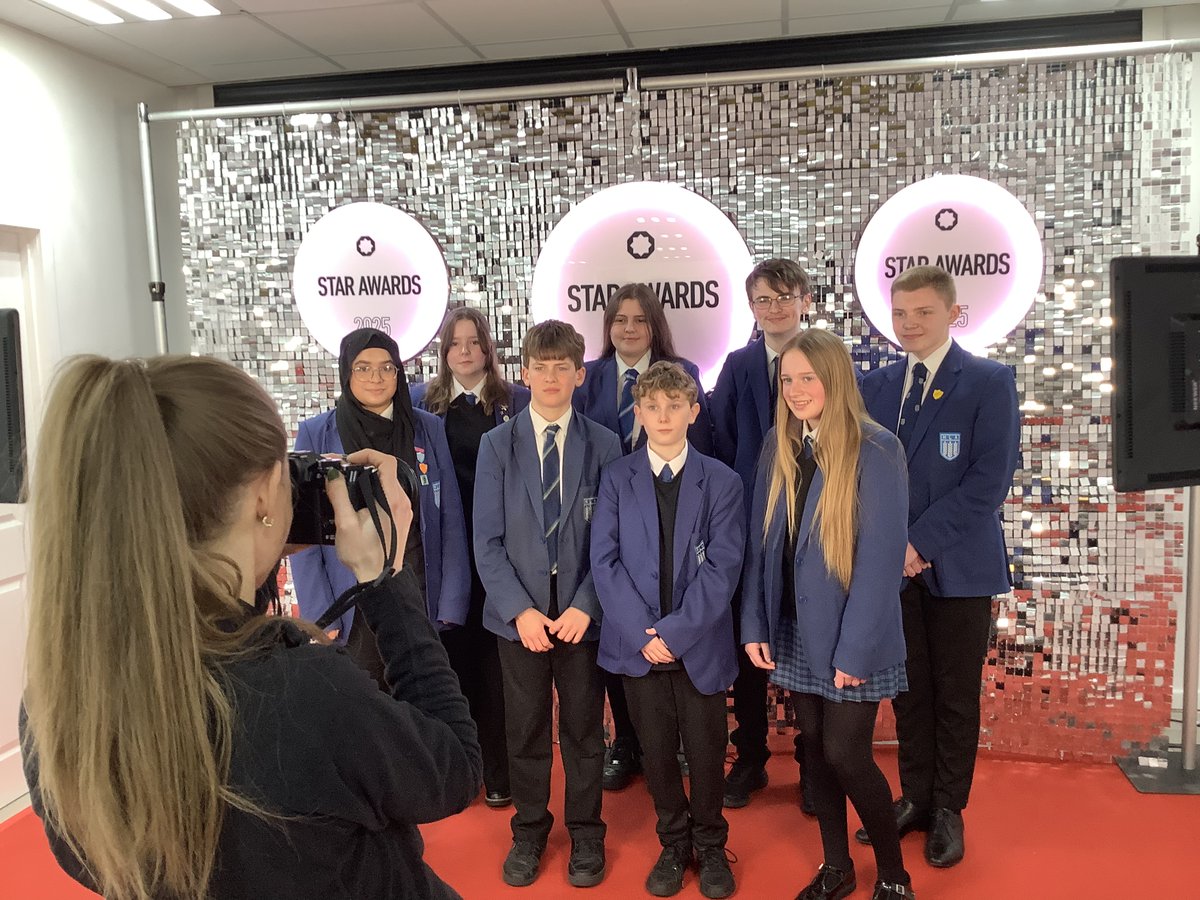 HighfieldLA's tweet photo. Thank you to @StarAcademies for an amazing celebration of our Star families endeavours and success. Proud to be part of Star #Service #Teamwork #Ambition #Respect #BeYourBest #WeAreHighfield #WeAreStar #KeepShining https://t.co/b6zDzfhNch