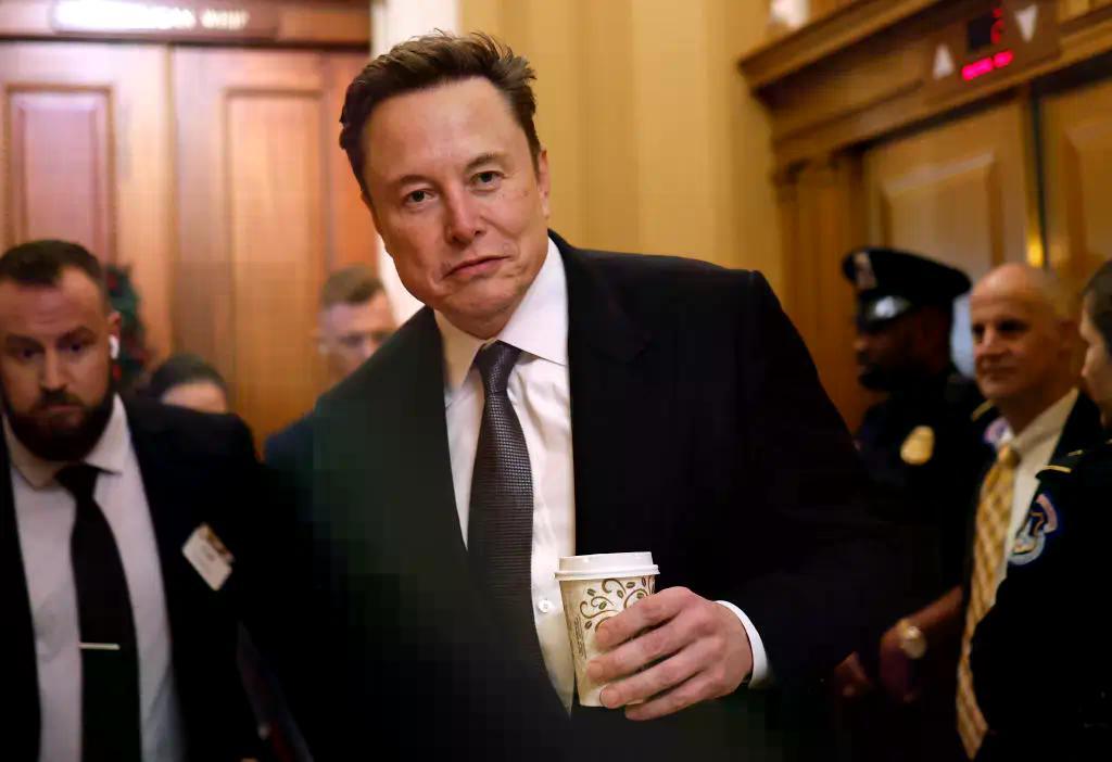 ATLBlackStar's tweet image. Elon Musk's $21M investment in Wisconsin election fails as Susan Crawford wins. #Elections2023 atlantablackstar.com/2025/04/04/elo…