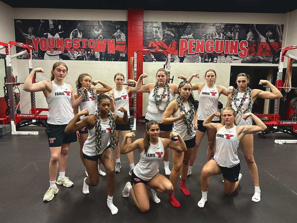 A flex Friday for your Friday 💪

#GoGuins #familY