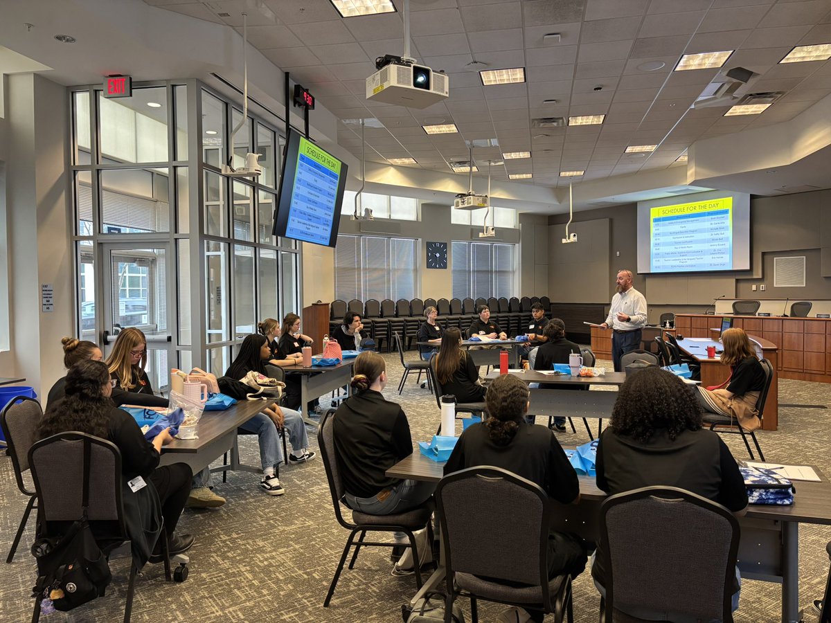 Gina Keefer SHRM-CP tweet media