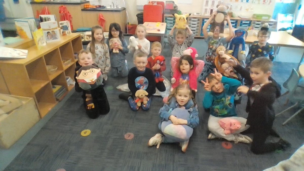 We loved our pyjama day today in P1B. We also made delicious fruit kebabs to celebrate the end out our Healthy food topic #proudtobepinkie