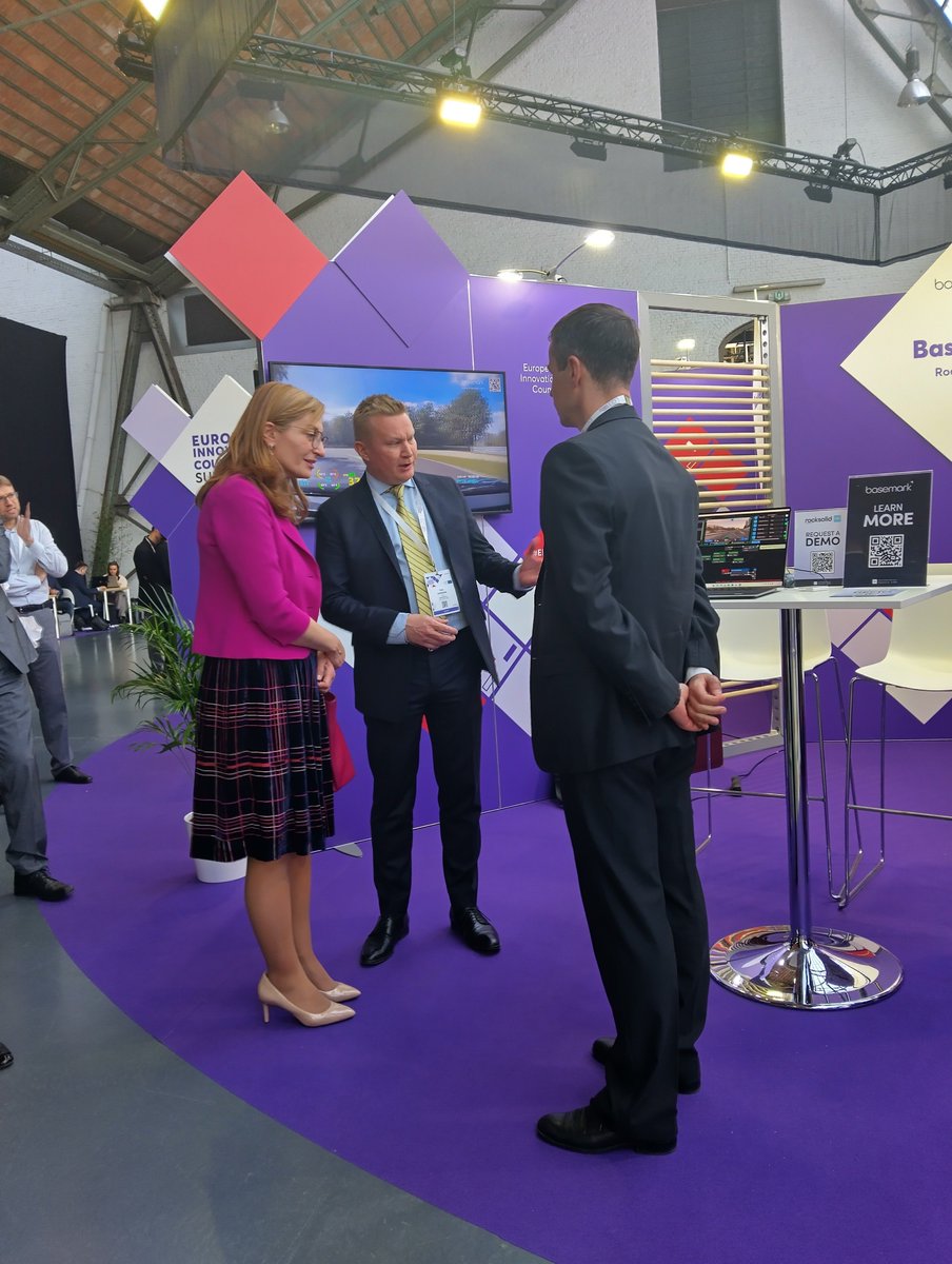 We had a great time at the EIC Summit this week! It was a pleasure to welcome EU Commissioner for Startups, Research, and Innovation, Ekaterina Zaharieva, to our stand🇪🇺. #Basemark #EICSummit25 #EUeic #Automotive #AR #AugmentedReality