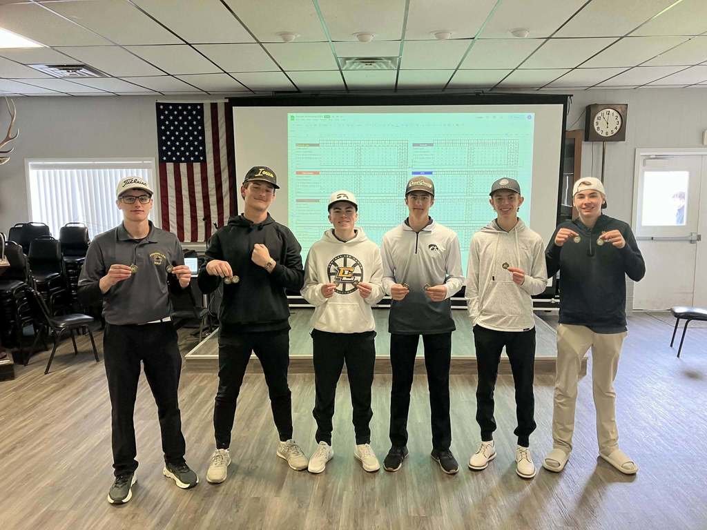 Congratulations to our boys' golf team for winning the Keokuk Invite yesterday! 🏌️‍♂️ They took home the championship with an incredible team score of 304, winning by 37 strokes! 🔥👏