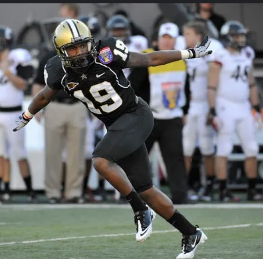 Allen “LA” Evans IV (@allenevans_0) on Twitter photo After a great conversation with <a href="/CoachJRich_/">Jamaal Richardson</a> <a href="/NickyV05/">Nik Valdiserri</a> I’m blessed to receive a offer from the University of Vanderbilt <a href="/Aspirationsgym/">C.Vaughn@Aspirations</a> <a href="/AllenTrieu/">Allen Trieu</a> <a href="/RivalsFriedman/">Adam Friedman</a> <a href="/SWiltfong_/">Steve Wiltfong</a> <a href="/On3Recruits/">On3 Recruits</a> <a href="/RivalsWoody/">Woody Wommack</a> <a href="/GregSmithRivals/">Greg Smith</a> After a great conversation with <a href="/CoachJRich_/">Jamaal Richardson</a> <a href="/NickyV05/">Nik Valdiserri</a> I’m blessed to receive a offer from the University of Vanderbilt <a href="/Aspirationsgym/">C.Vaughn@Aspirations</a> <a href="/AllenTrieu/">Allen Trieu</a> <a href="/RivalsFriedman/">Adam Friedman</a> <a href="/SWiltfong_/">Steve Wiltfong</a> <a href="/On3Recruits/">On3 Recruits</a> <a href="/RivalsWoody/">Woody Wommack</a> <a href="/GregSmithRivals/">Greg Smith</a>