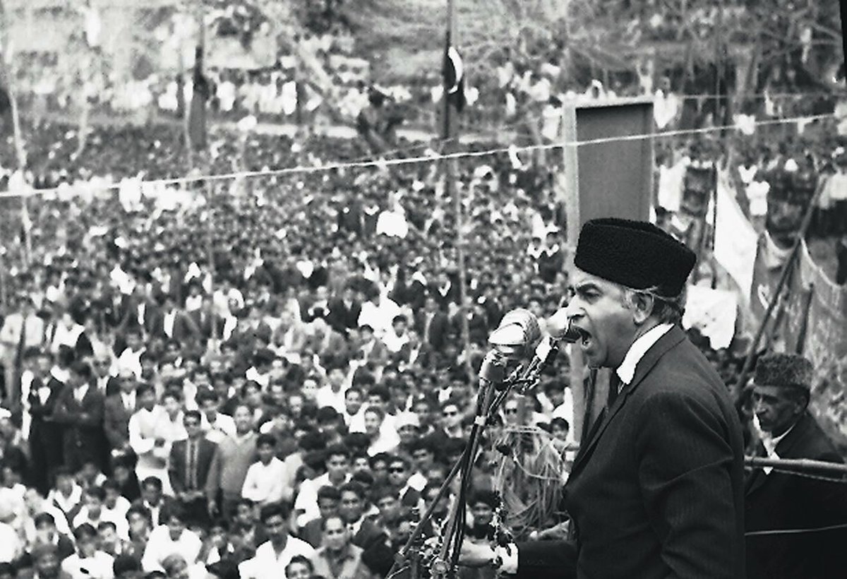 PSF_Muet's tweet photo. Remembering Quaid e Awam Shaheed Zulfiqar Ali Bhutto on his 46th Martyrdom Anniversary– the voice of people, the architect of modern Pakistan.

He fought fearlessly for Pakistan’s progress, gave power to the people, and inspired students to lead the change. His vision lives on https://t.co/c6isxR8Gjy