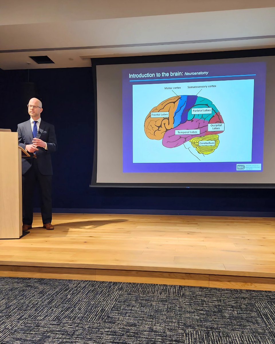 ONS neurosurgeon Dr. Marc Otten discussed the latest strategies for maintaining cognitive function and overall brain health at the <a href="/Scarsdale/">Theresa Branagan</a> Public Library.
Thank you to the Library for hosting a great afternoon. Stay on the lookout for future educational events with ONS.