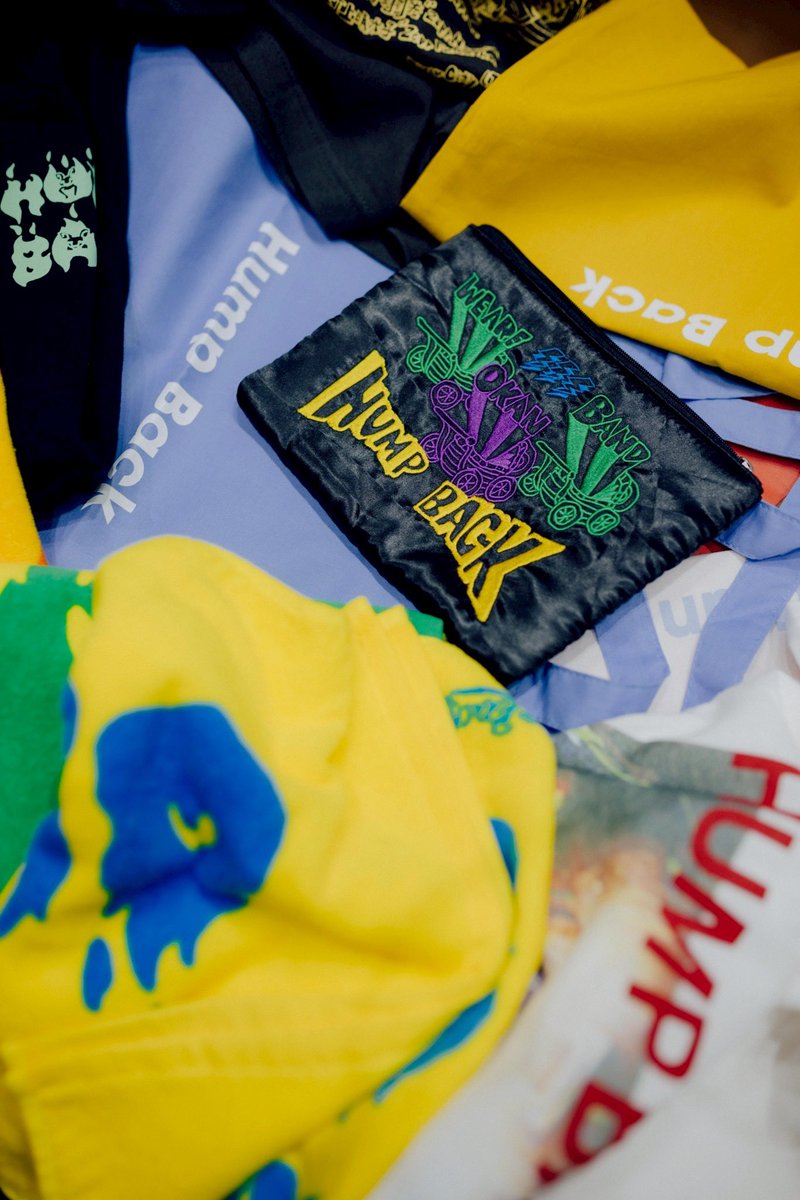 📸ライブフォトTシャツ ¥3,500 ぴかホワイトM ももブラックXL