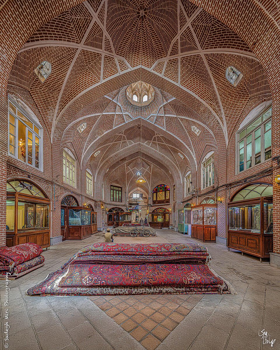 IranianArts's tweet image. بازار تبریز

عکس از صادق میری