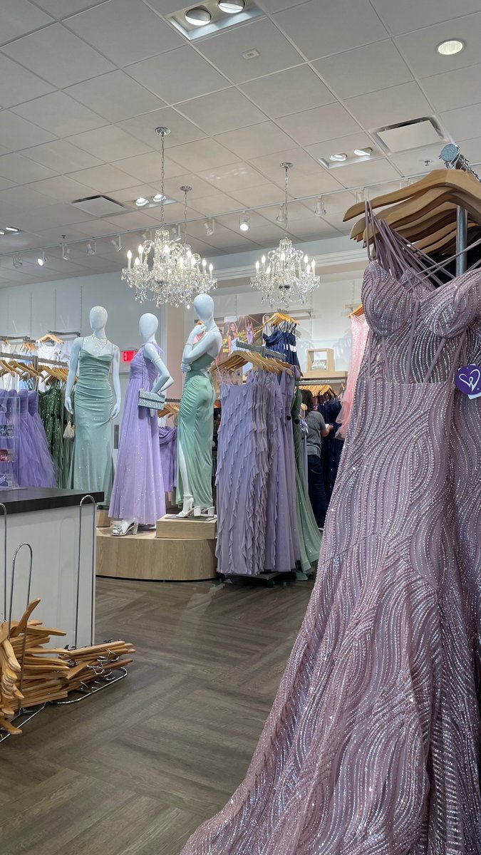 John M. Davis tweet media