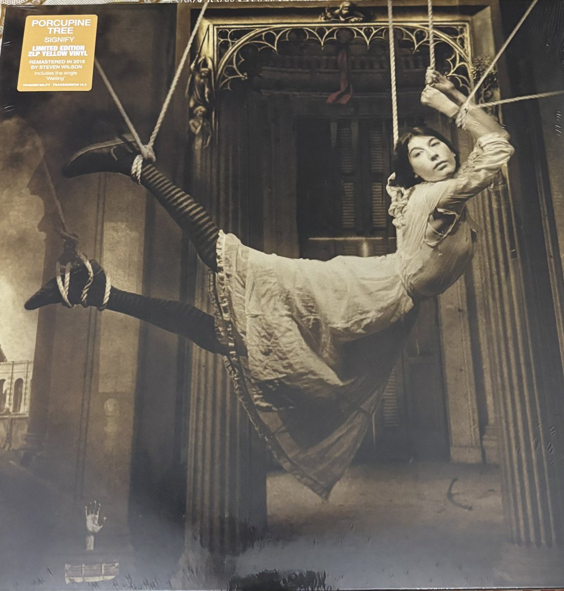 mobydick2010's tweet image. Now Blasting 💣
#porcupinetree #signify #prog #progrock #vinyl #vinylcommunity