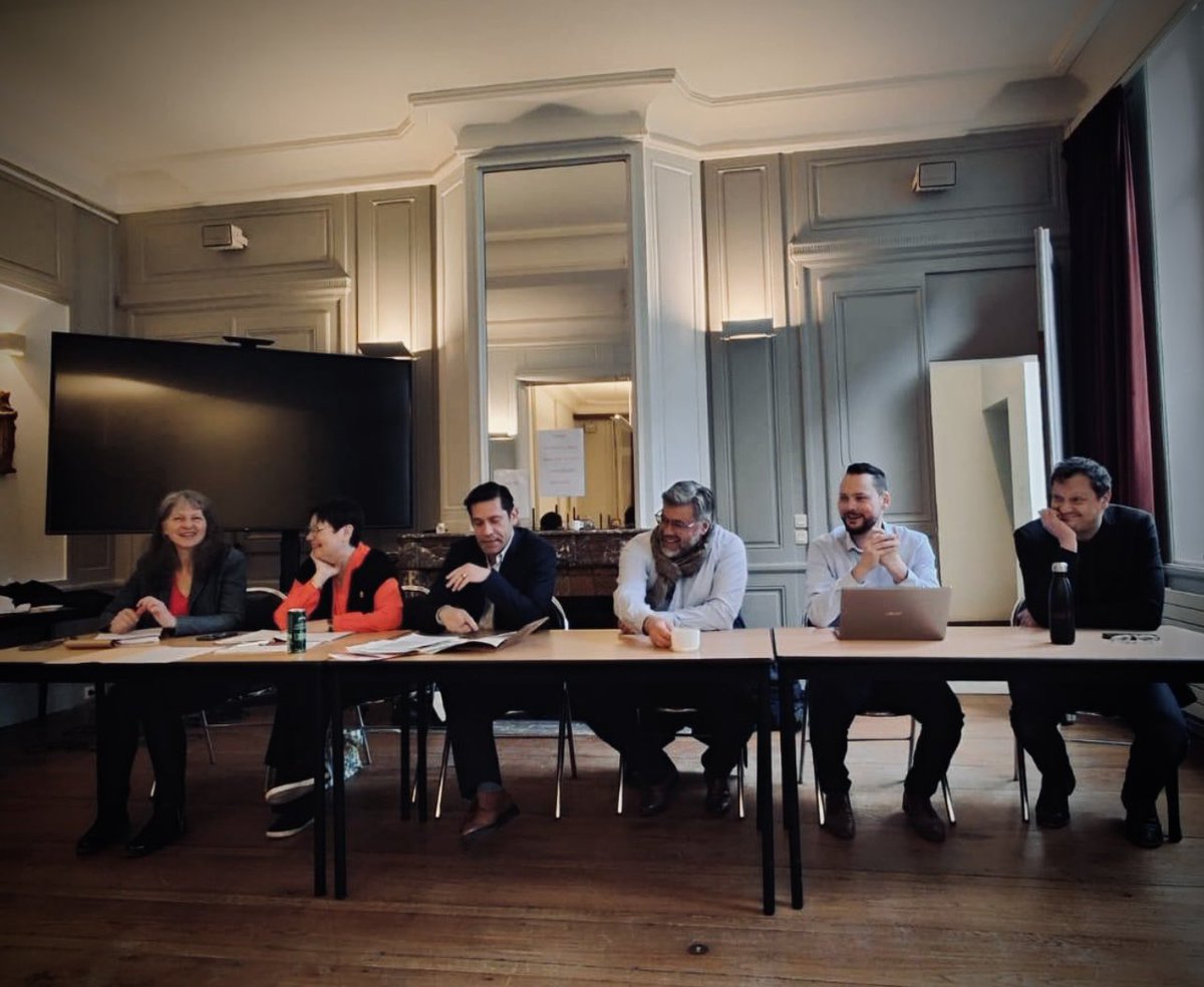 Très beau moment d’échanges modernes et conviviaux lors de l’AG de la <a href="/COBHAF/">Conférence Des Bâtonniers Des Hauts De France</a> sous la présidence du Bâtonnier Florent Mereau.
Les bâtonniers du Nord seront au rendez-vous des grandes échéances de l’ordinalité!