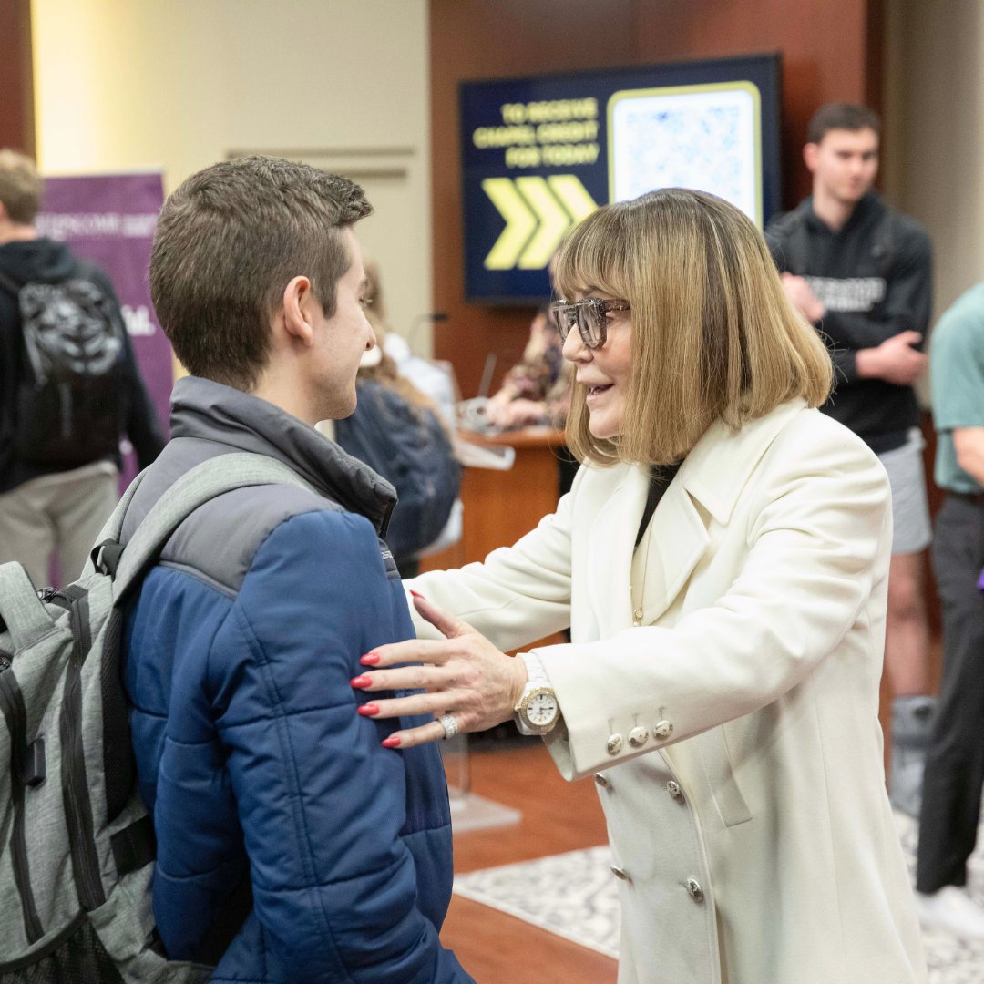 Had the privilege of hosting the incredible Ms. Sue Nokes at our COB Chapel on Tuesday! We’re also so grateful for her support of our sports programs! It was an honor to have her help us celebrate and recognize our basketball business majors for their outstanding seasons.