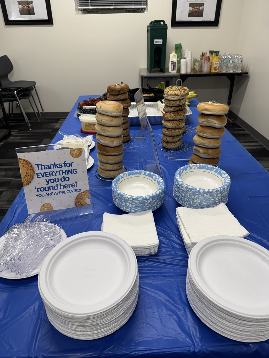 mdavidtrue's tweet image. Para Appreciation Day was this week. We love our teacher and classroom supports at SSC in @LewisvilleISD