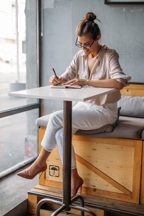 Sed_ulous's tweet image. Impudence vs. Moral Codes: societal order seems to be at stake unless moral codes are re-established in the community.
#SocietalOrder 📚🔬 #MoralValues 💃🥂 #CommunityIntegrity 🕺📖 #CivicResponsibility 🎻⚖️ #EthicsInSociety 🧬🔭 #CulturalRevival 🏛️ #Monmegamonde01000 #mmm01000