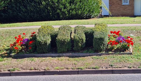 Solihull Rural's will be setting up a beat surgery at the King George Memorial Hall in Hockley Heath on Thursday 24th April at 1:00pm. This will be your opportunity to express your views and any concerns you may have regarding the neighbourhood in which you live, see you there!👋