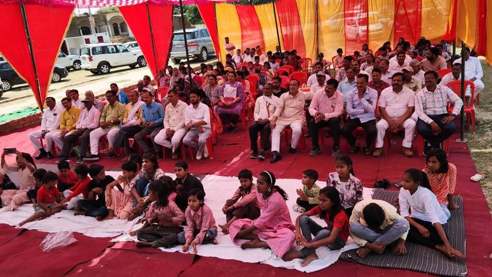 Samajwadi Party Mainpuri (@samajwadi_mpi) on Twitter photo рдЖрдЬ рд╡рд┐рдзрд╛рдирд╕рднрд╛ рдХрд░рд╣рд▓ рдореЗрдВ рд╡рд┐рднрд┐рдиреНрди рдХрд╛рд░реНрдпрдХреНрд░рдореЛрдВ рдореЗрдВ рдореБрдЦреНрдп рдЕрддрд┐рдерд┐ рдХреЗ рд░реВрдк рдореЗрдВ рдкрд╣реБрдБрдЪреЗ рдХрд░рд╣рд▓ рд╡рд┐рдзрд╛рдпрдХ рд╢реНрд░реА рддреЗрдЬрдкреНрд░рддрд╛рдк рд╕рд┐рдВрд╣ рдпрд╛рджрд╡ рдЬреА...!! рдЖрдЬ рд╡рд┐рдзрд╛рдирд╕рднрд╛ рдХрд░рд╣рд▓ рдореЗрдВ рд╡рд┐рднрд┐рдиреНрди рдХрд╛рд░реНрдпрдХреНрд░рдореЛрдВ рдореЗрдВ рдореБрдЦреНрдп рдЕрддрд┐рдерд┐ рдХреЗ рд░реВрдк рдореЗрдВ рдкрд╣реБрдБрдЪреЗ рдХрд░рд╣рд▓ рд╡рд┐рдзрд╛рдпрдХ рд╢реНрд░реА рддреЗрдЬрдкреНрд░рддрд╛рдк рд╕рд┐рдВрд╣ рдпрд╛рджрд╡ рдЬреА...!!