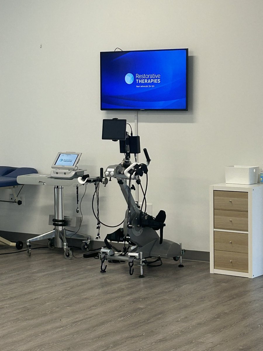 Day One of our FES Clinical Applications Course is live at Restorative Therapies HQ in Nottingham, MD!

Clinicians are learning to maximize patient outcomes using the RT300 and Xcite2! 

#NeuroRehab #RestorativeTherapies #FES #RT300 #Xcite2 #PhysicalTherapy #NeuroRecovery