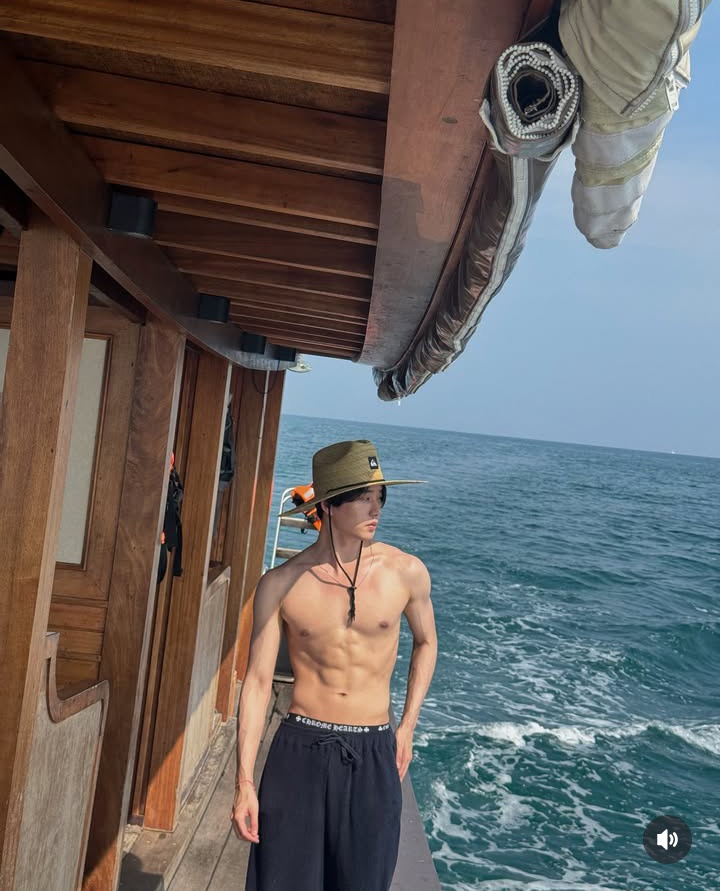 _fa_aaaa's tweet photo. ท้วงคืนฉลามเอสสำเ��็จ🥰🦈
 #est_rvp 
#WilliamEst
@EstRvp 
@Williamjkp1 https://t.co/c3rpK4bPWj
